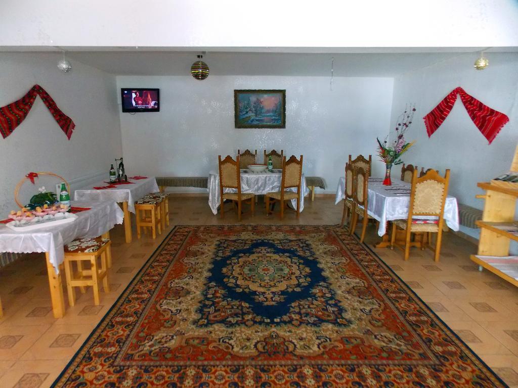 Pensiunea Paradiso Poiana Teiului المظهر الخارجي الصورة